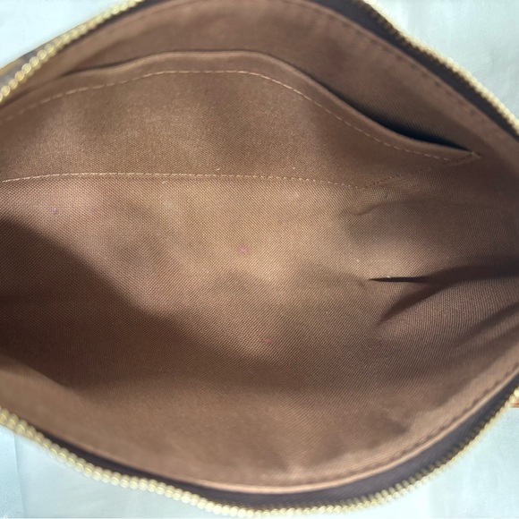 Louis Vuitton Pochette w/ original dust bag, box, ribbon, & sales bag - Picture 8 of 17